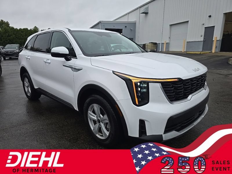 Used 2025 Kia Sorento LX