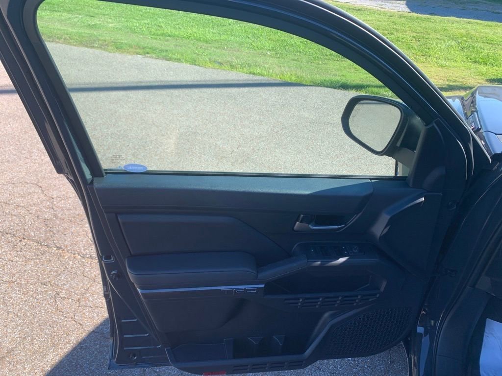 New 2025 Toyota Tacoma TRD Off-Road image 11