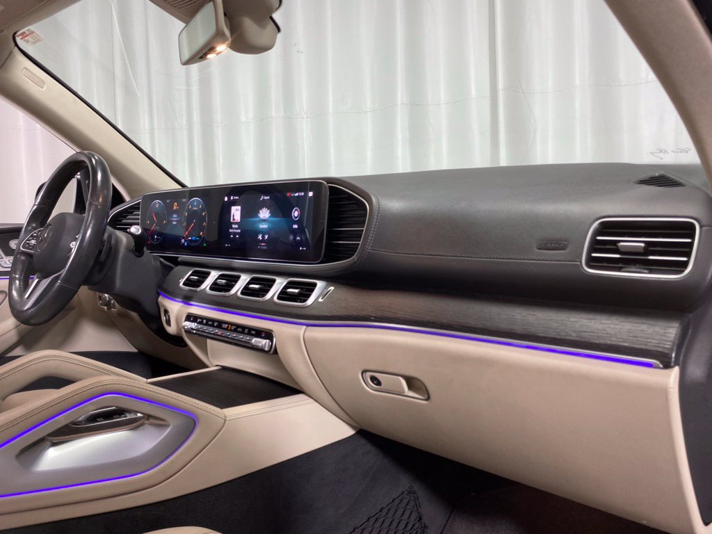 Used 2020 Mercedes-Benz GLS 450 4MATIC image 33