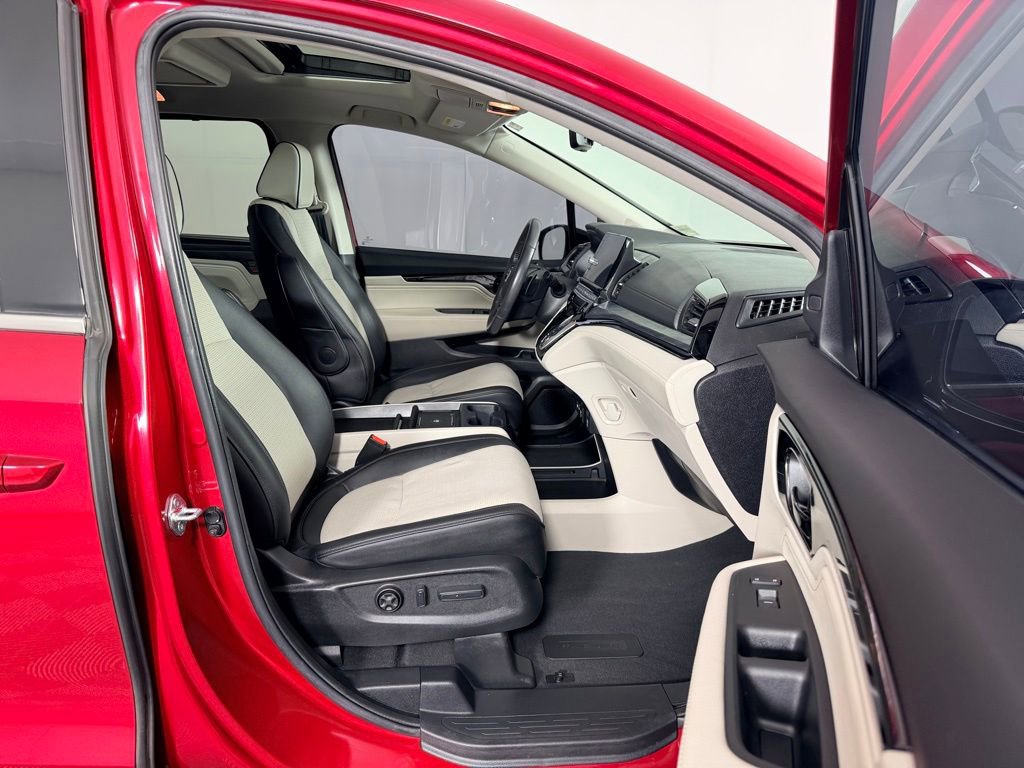 Used 2025 Honda Odyssey Elite image 34