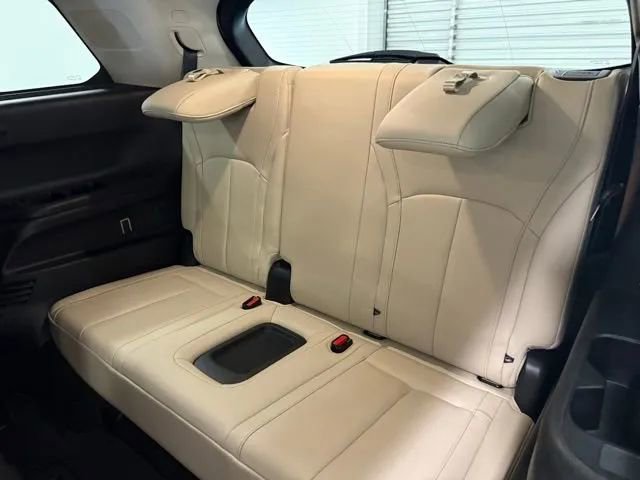 Used 2023 INFINITI QX60 Pure FWD image 17