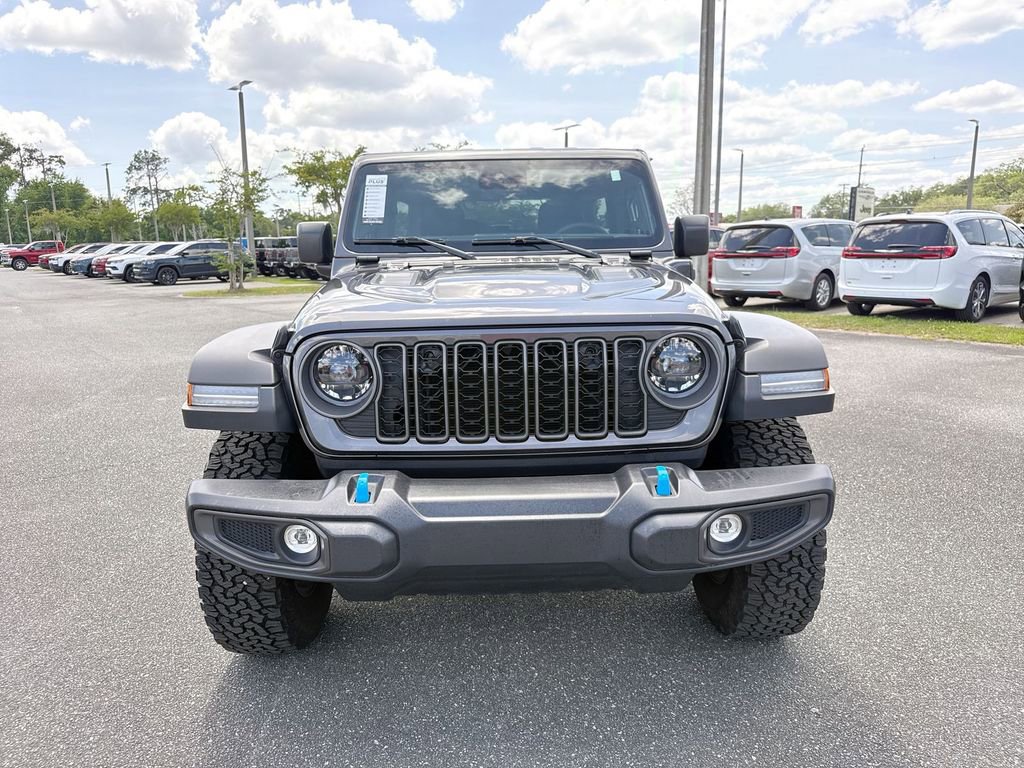 Used 2025 Jeep Wrangler Unlimited Rubicon 4xe w/ Safety Group AWD/4WD image 8