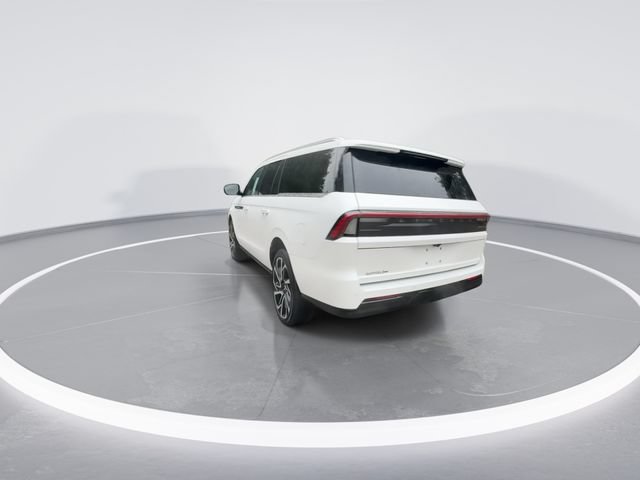 New 2027 Lincoln Navigator L Black Label AWD/4WD image 7