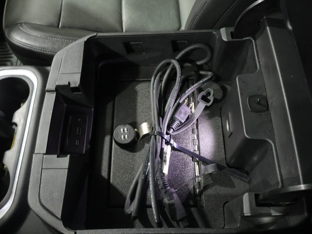 Used 2020 Chevrolet Silverado 3500 LTZ w/ LTZ Premium Package image 32