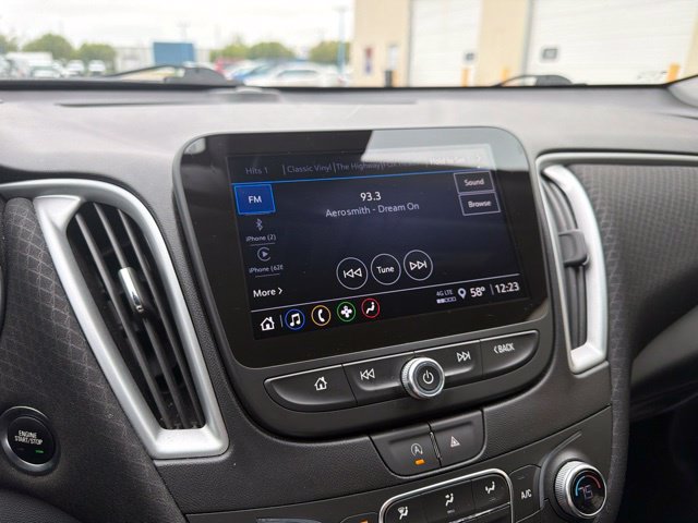 Used 2024 Chevrolet Malibu LT FWD image 31