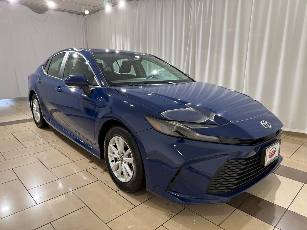 Certified 2025 Toyota Camry LE image 7