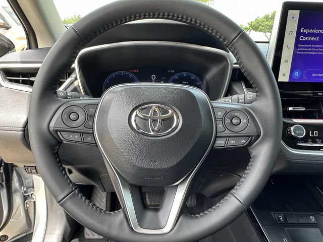 Used 2026 Toyota Corolla Cross XLE FWD image 12