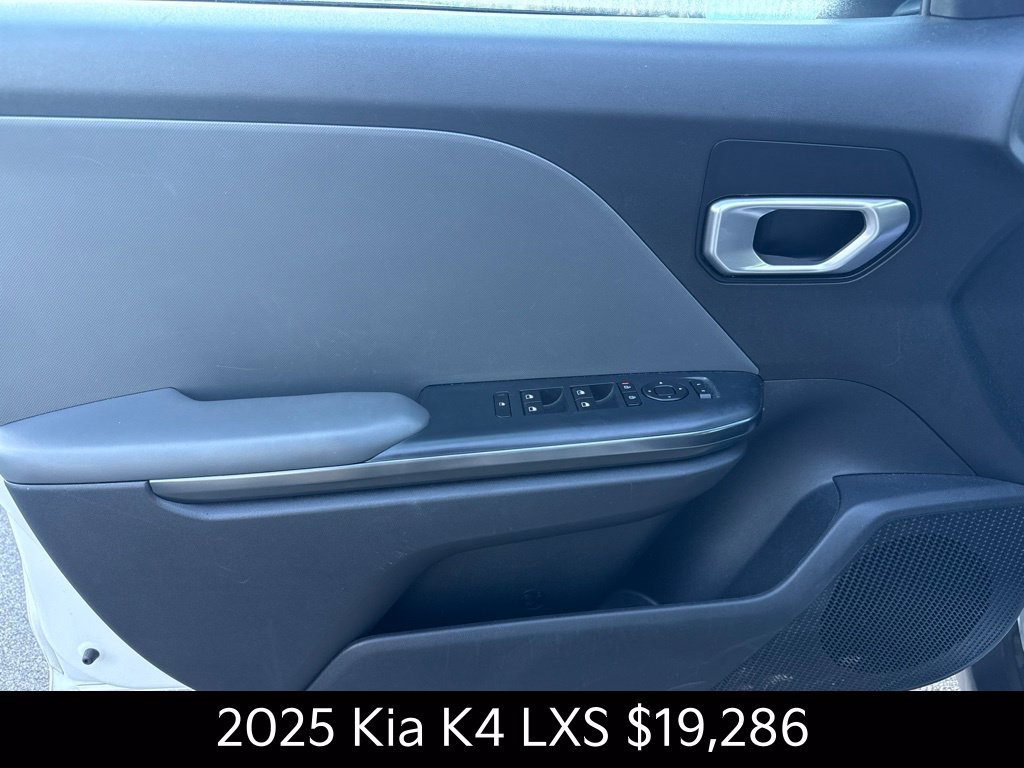 Certified 2025 Kia K4 FWD image 11