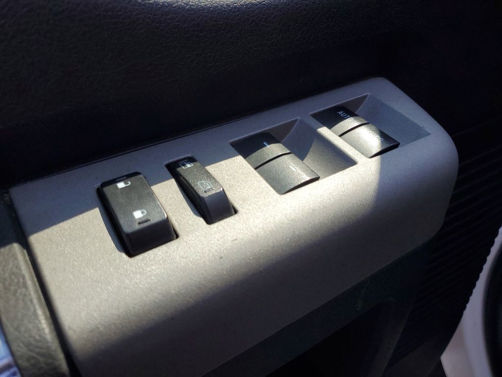 Used 2016 Ford F250 Lariat w/ Lariat Ultimate Package image 25