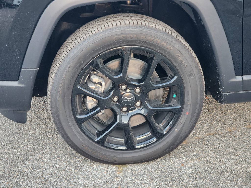New 2026 Jeep Compass Latitude AWD/4WD image 9