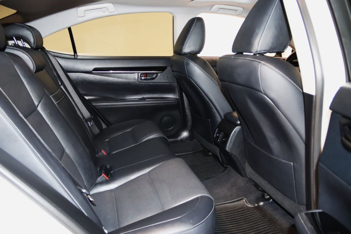 Used 2016 Lexus ES 350 FWD image 56