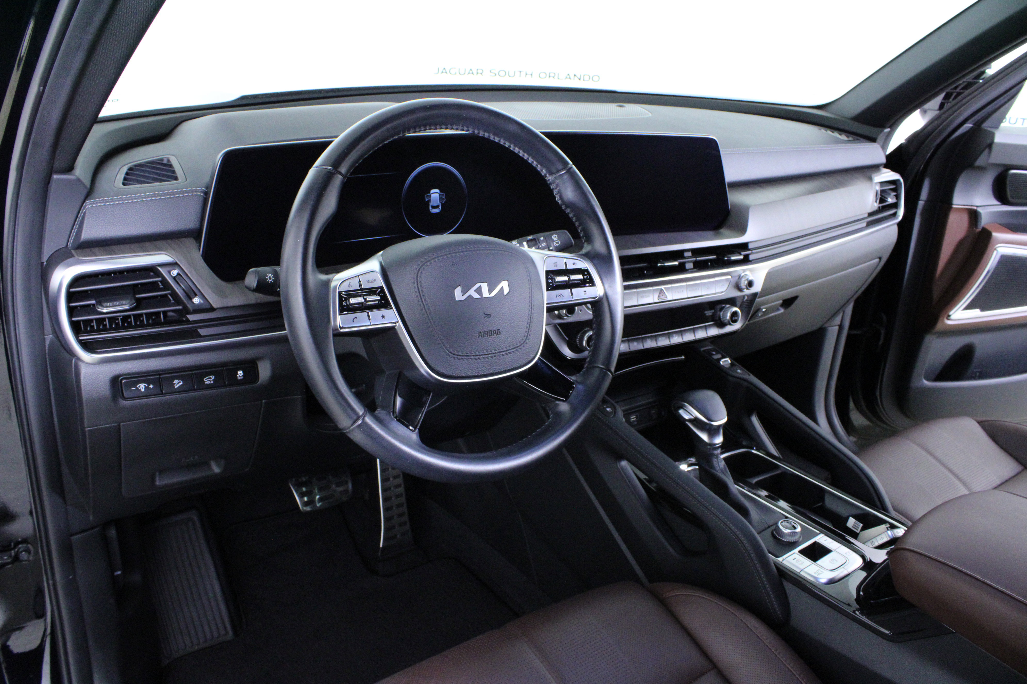 Used 2024 Kia Telluride SX FWD image 21