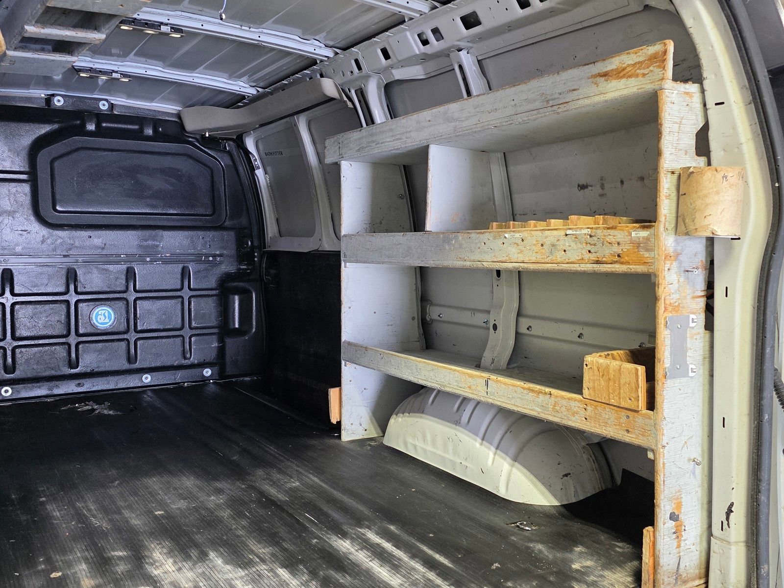 Used 2021 Chevrolet Express 2500 w/ Driver Convenience Package image 15