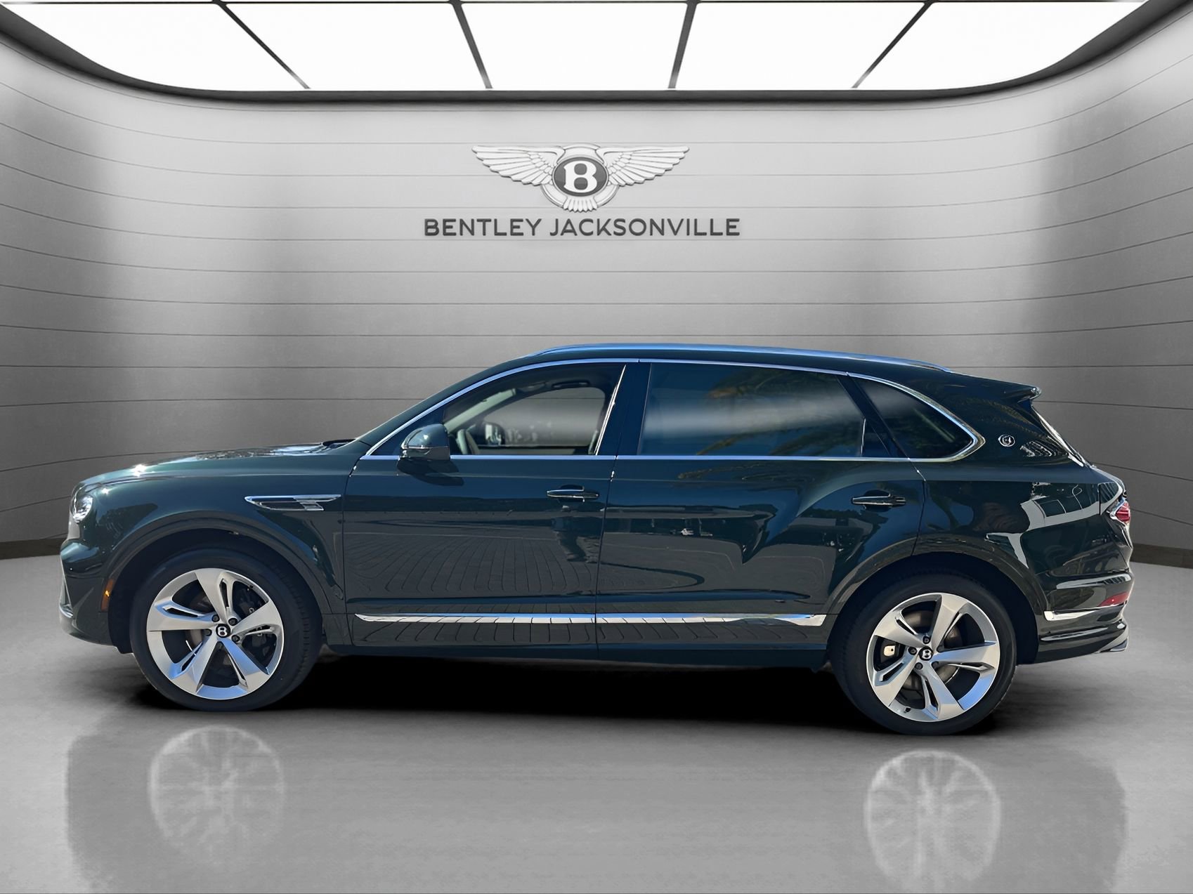 New 2025 Bentley Bentayga Extended Wheelbase image 7