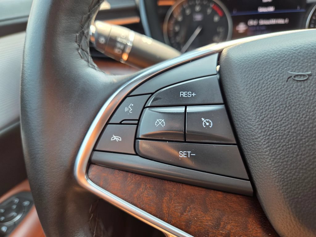 Used 2024 Cadillac XT5 Premium Luxury w/ Technology Package AWD/4WD image 21