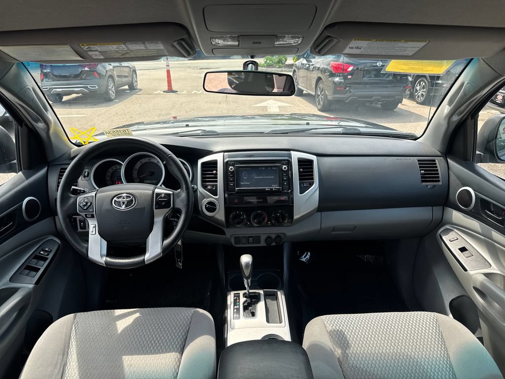 Used 2015 Toyota Tacoma 4x4 Double Cab w/ SR5 Package image 11