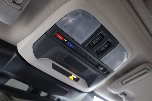 Used 2024 Subaru Crosstrek 2.5i Limited image 31