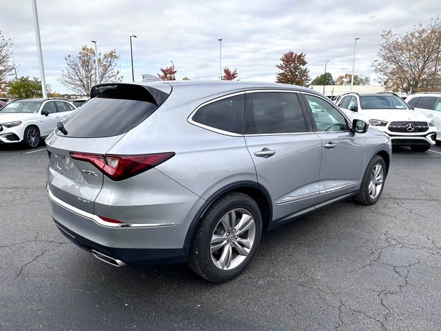 Used 2023 Acura MDX SH-AWD image 11