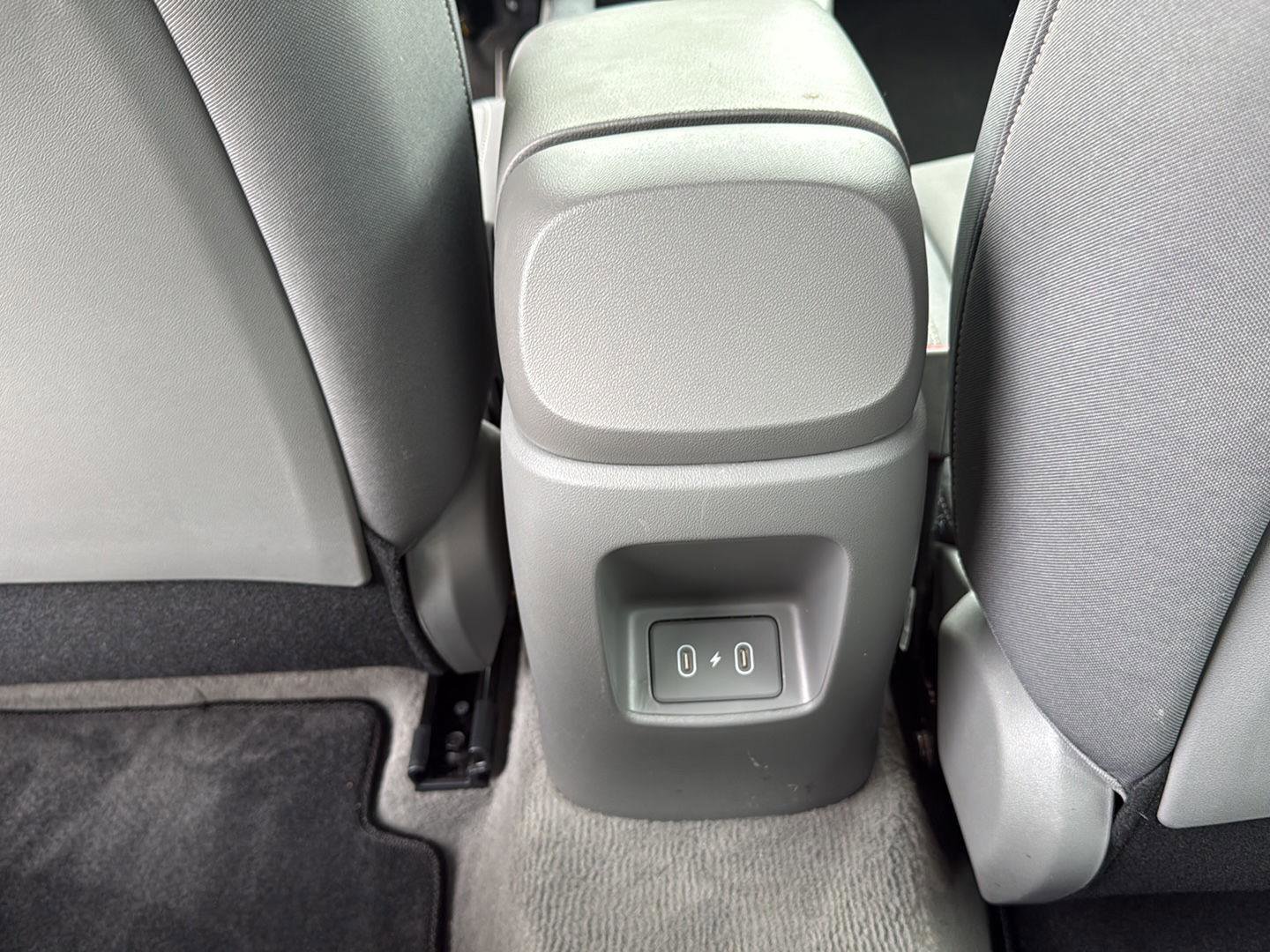 Used 2025 Hyundai Elantra Sport image 21