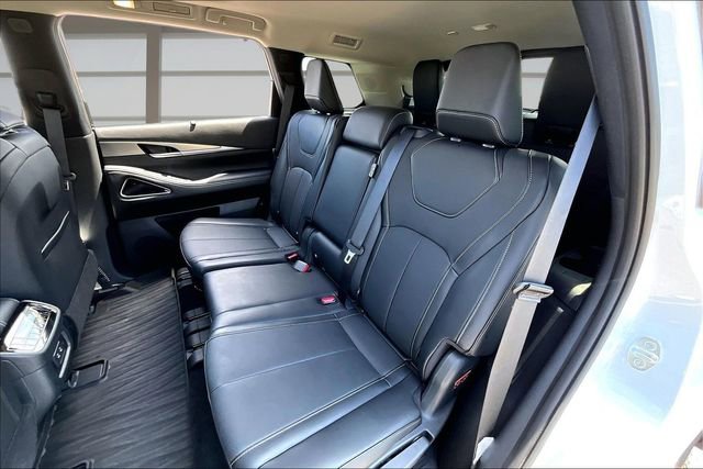 Used 2026 INFINITI QX60 Luxe w/ Cargo Package FWD image 26