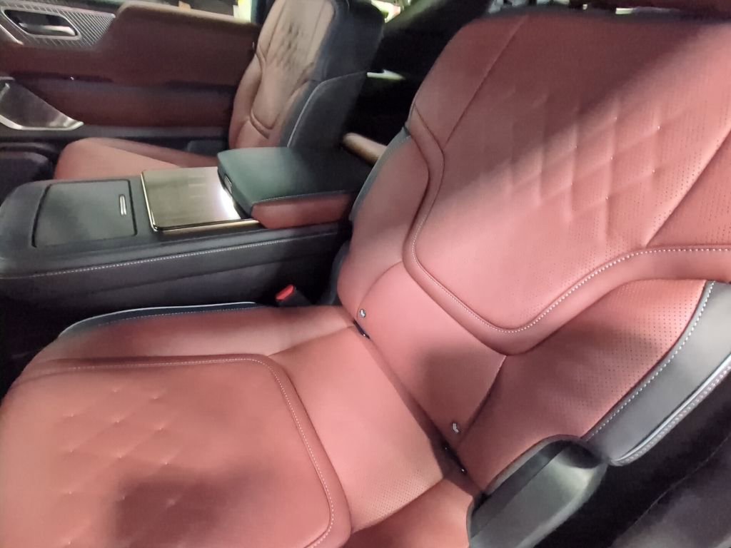 New 2026 INFINITI QX80 Autograph w/ Premium Cargo Package image 18