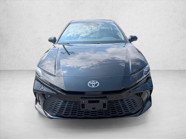 Used 2025 Toyota Camry SE FWD image 2