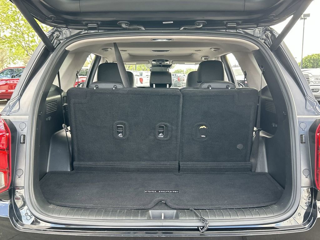 Used 2022 Hyundai Palisade SEL w/ 8P Bench Seat Package AWD/4WD image 27