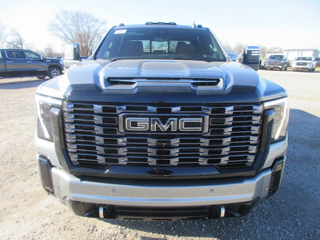 New 2026 GMC Sierra 2500 Denali Ultimate image 12