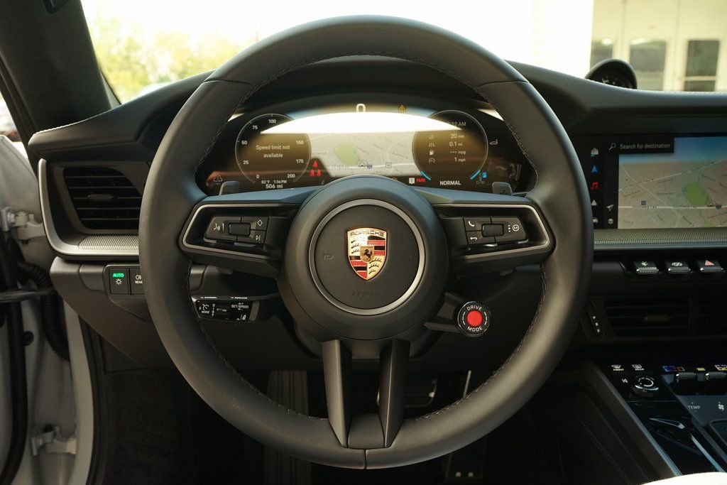 Used 2025 Porsche 911 Carrera image 13