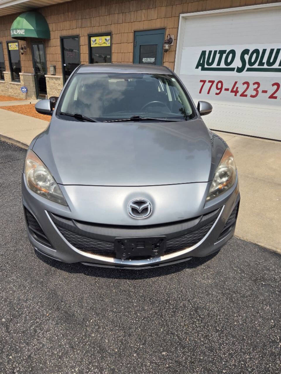 Used 2010 MAZDA MAZDA3 i Touring image 3
