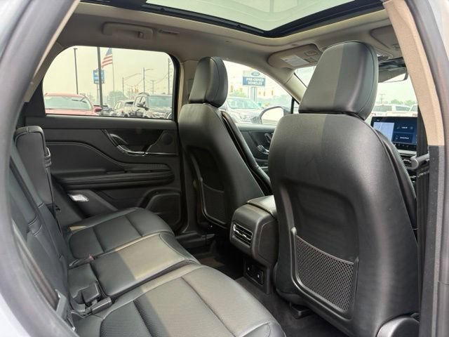Used 2025 Lincoln Corsair AWD w/ Equipment Group 101A image 16