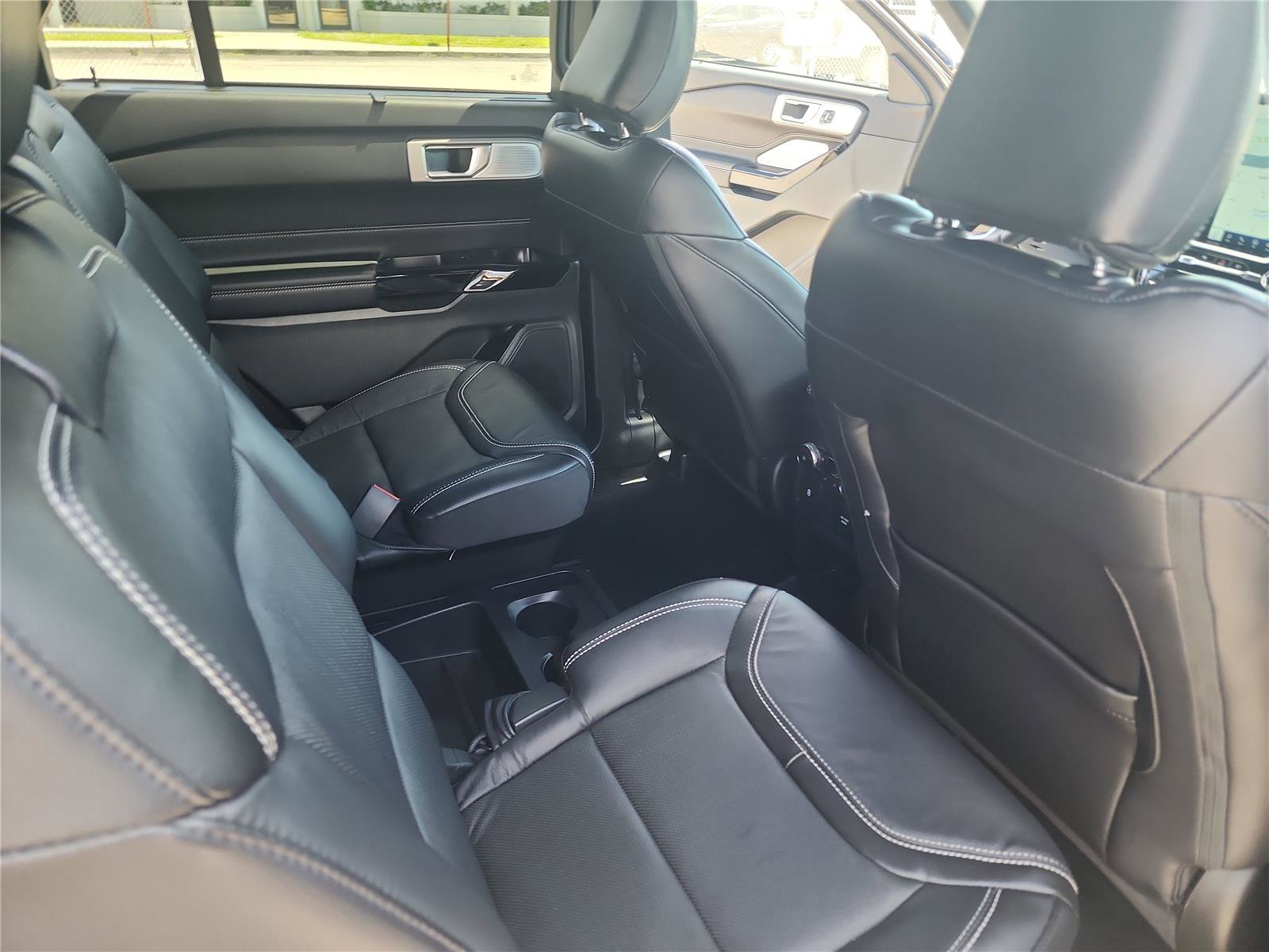 Used 2021 Ford Explorer ST w/ Equipment Group 401A AWD/4WD image 21