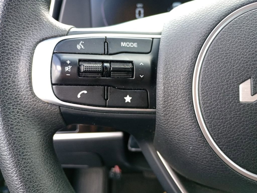 Used 2024 Kia Sportage LX image 20