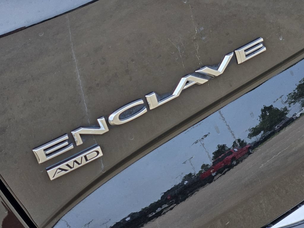 Used 2024 Buick Enclave Avenir w/ Avenir Technology Package AWD/4WD image 11