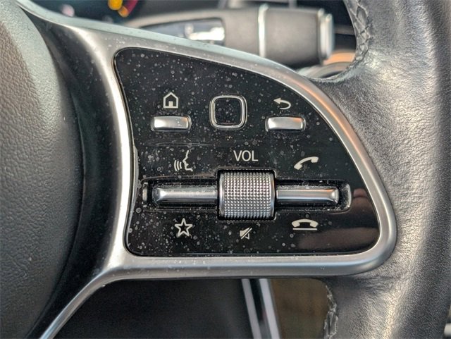 Used 2022 Mercedes-Benz GLC 300 image 23