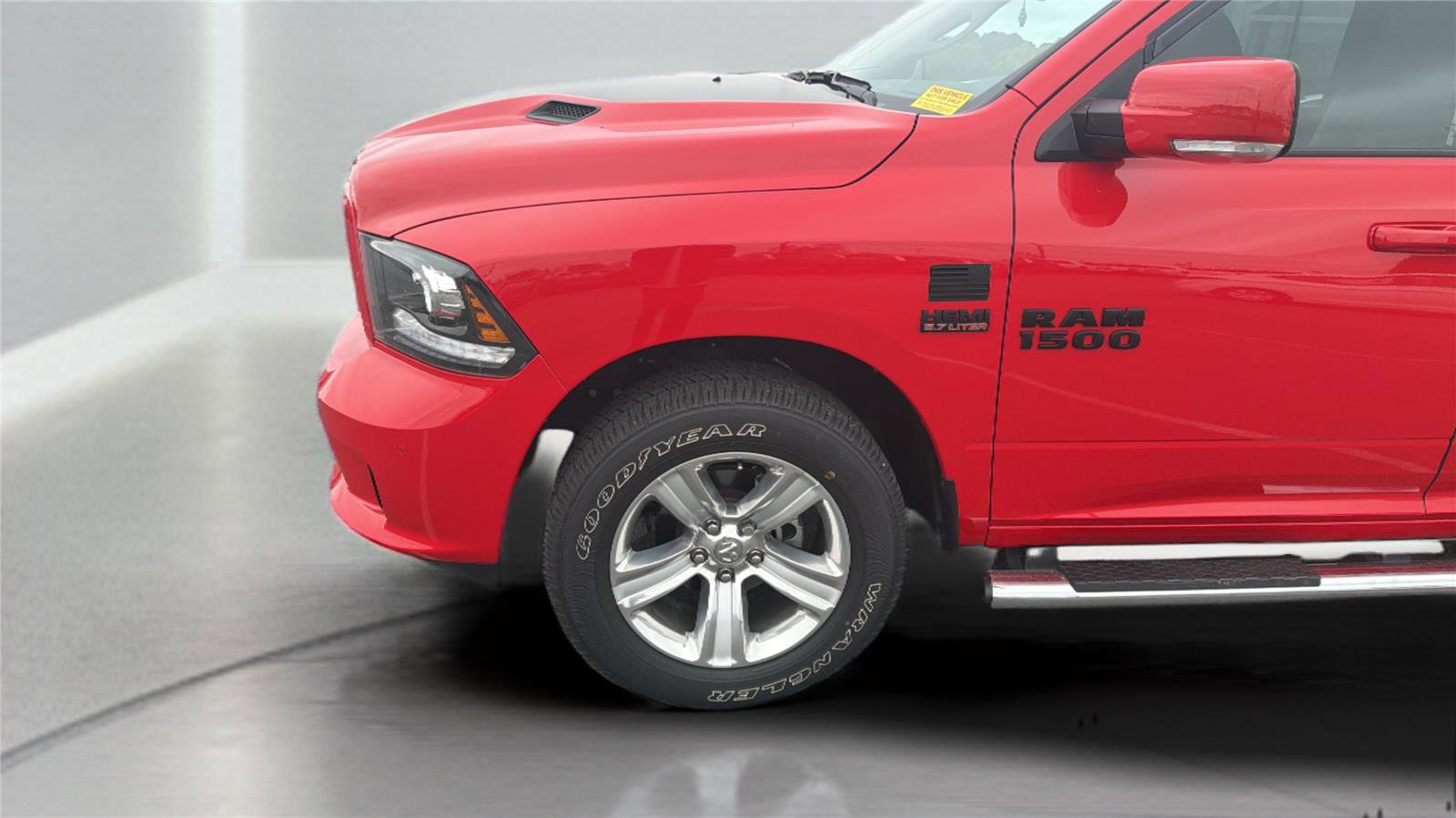 Used 2016 RAM 1500 Sport w/ Torred Sport Package AWD/4WD image 18
