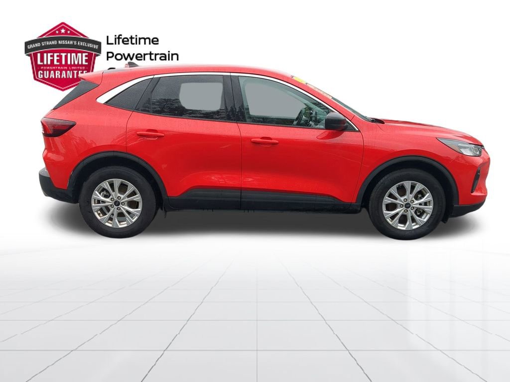 Used 2024 Ford Escape Active image 2