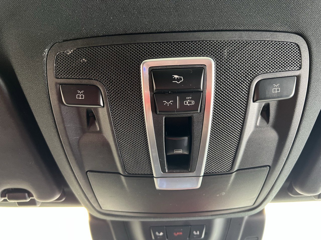 Used 2018 Mercedes-Benz GLS 450 4MATIC image 28