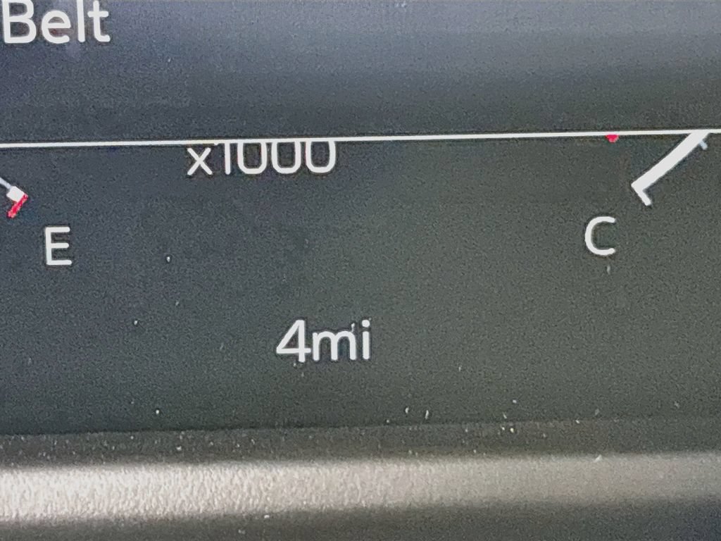 New 2026 GMC Acadia Denali Ultimate AWD/4WD image 12