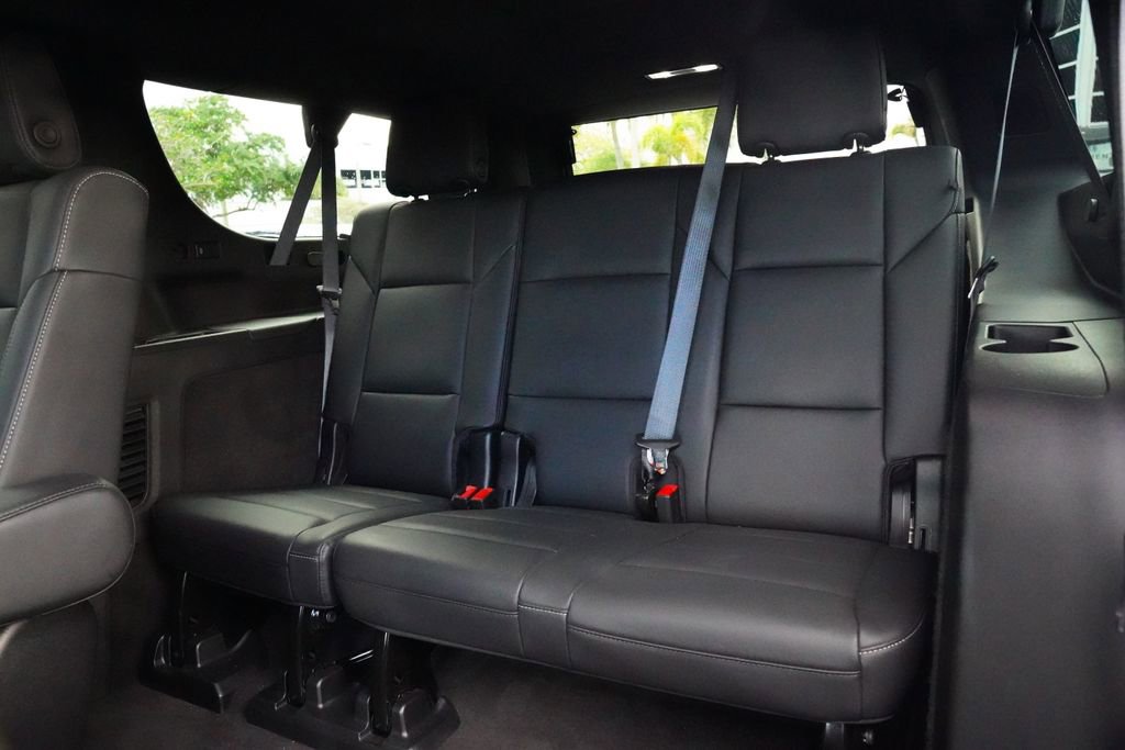 Used 2024 Cadillac Escalade ESV Luxury image 16