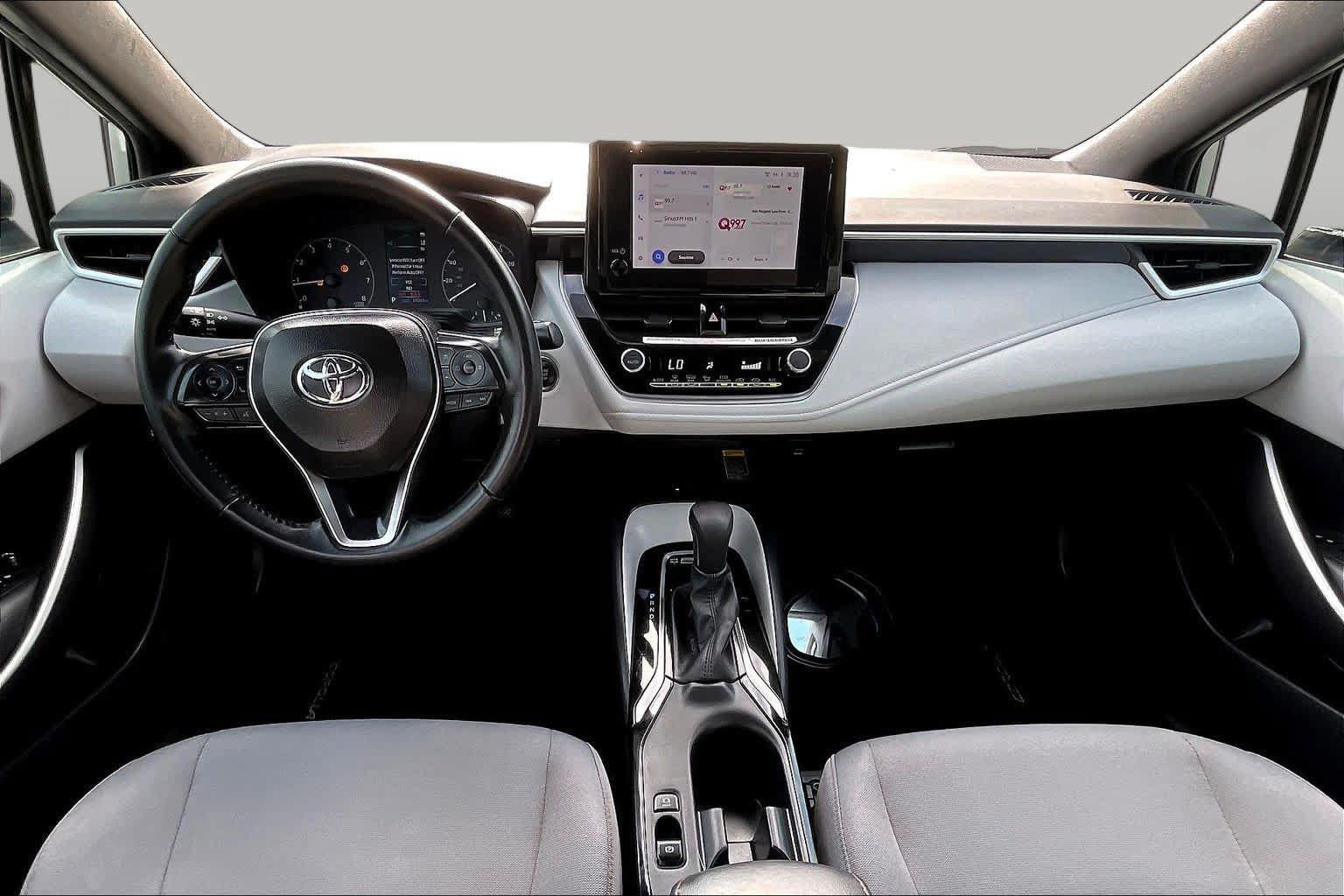 Used 2024 Toyota Corolla SE w/ SE Premium Package FWD image 13