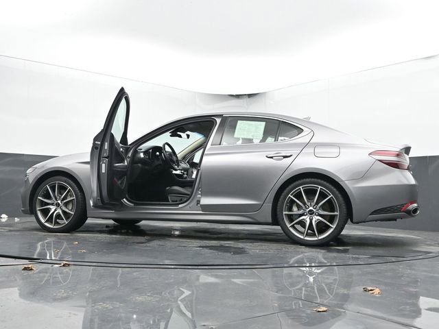 Used 2025 Genesis G70 2.5T image 70