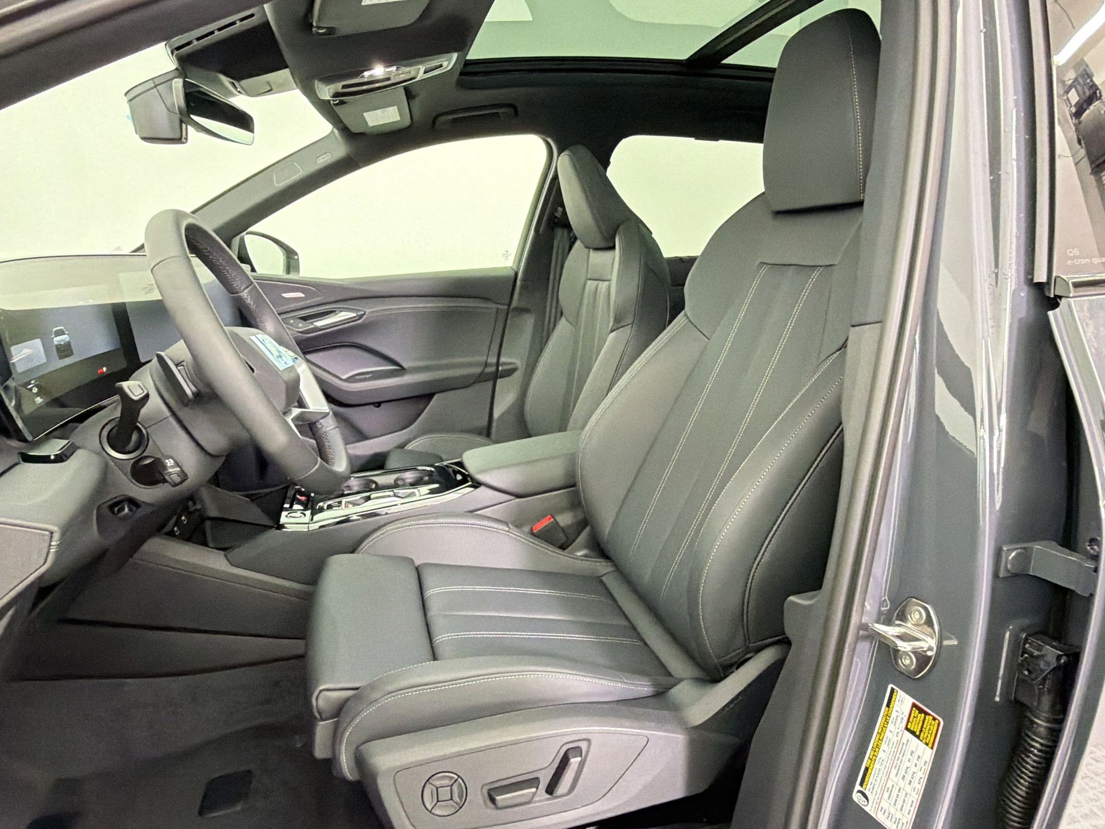 New 2027 Audi Q6 e-tron Premium Plus AWD/4WD image 5