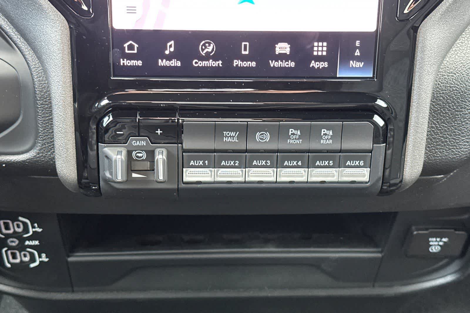 New 2026 RAM 2500 Tradesman AWD/4WD image 22