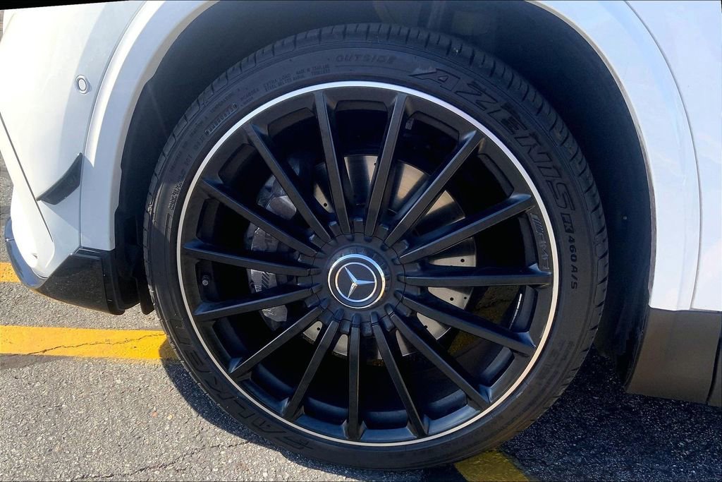 Used 2024 Mercedes-Benz GLA 35 AMG 4MATIC image 12