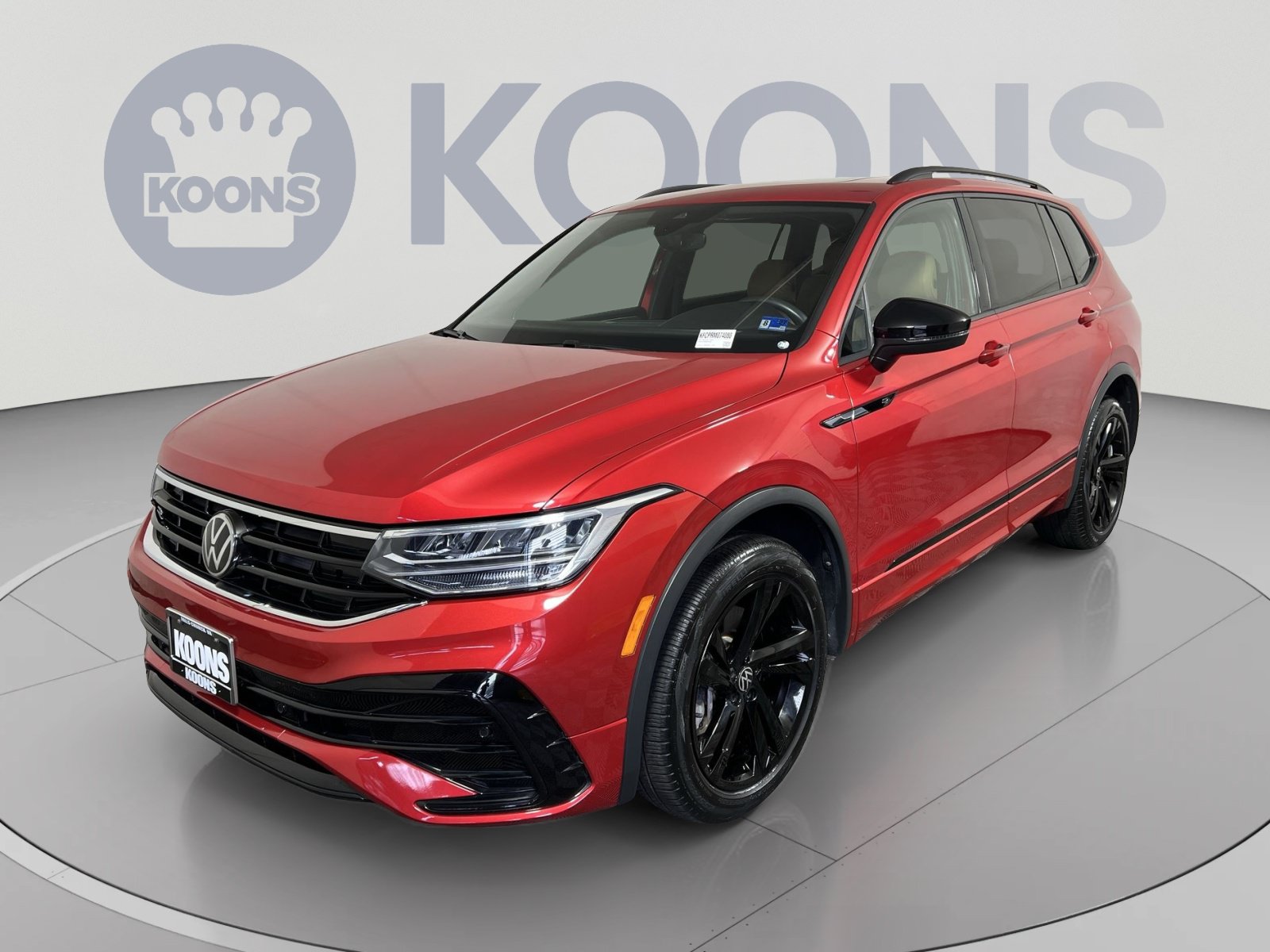 Used 2024 Volkswagen Tiguan SE R-Line