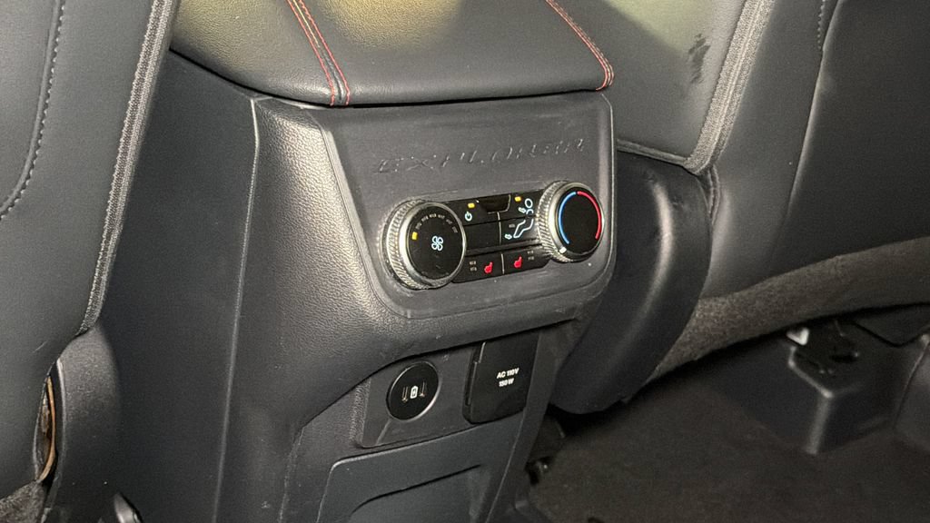 Used 2025 Ford Explorer ST AWD/4WD image 19