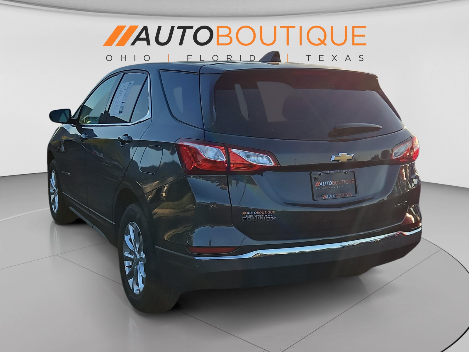 Used 2020 Chevrolet Equinox LT w/ Driver Convenience Package AWD/4WD image 3