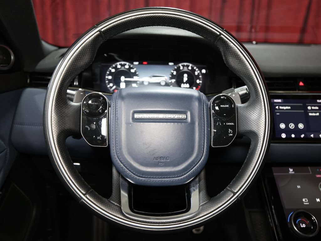 Used 2020 Land Rover Range Rover Evoque R-Dynamic SE AWD/4WD image 17