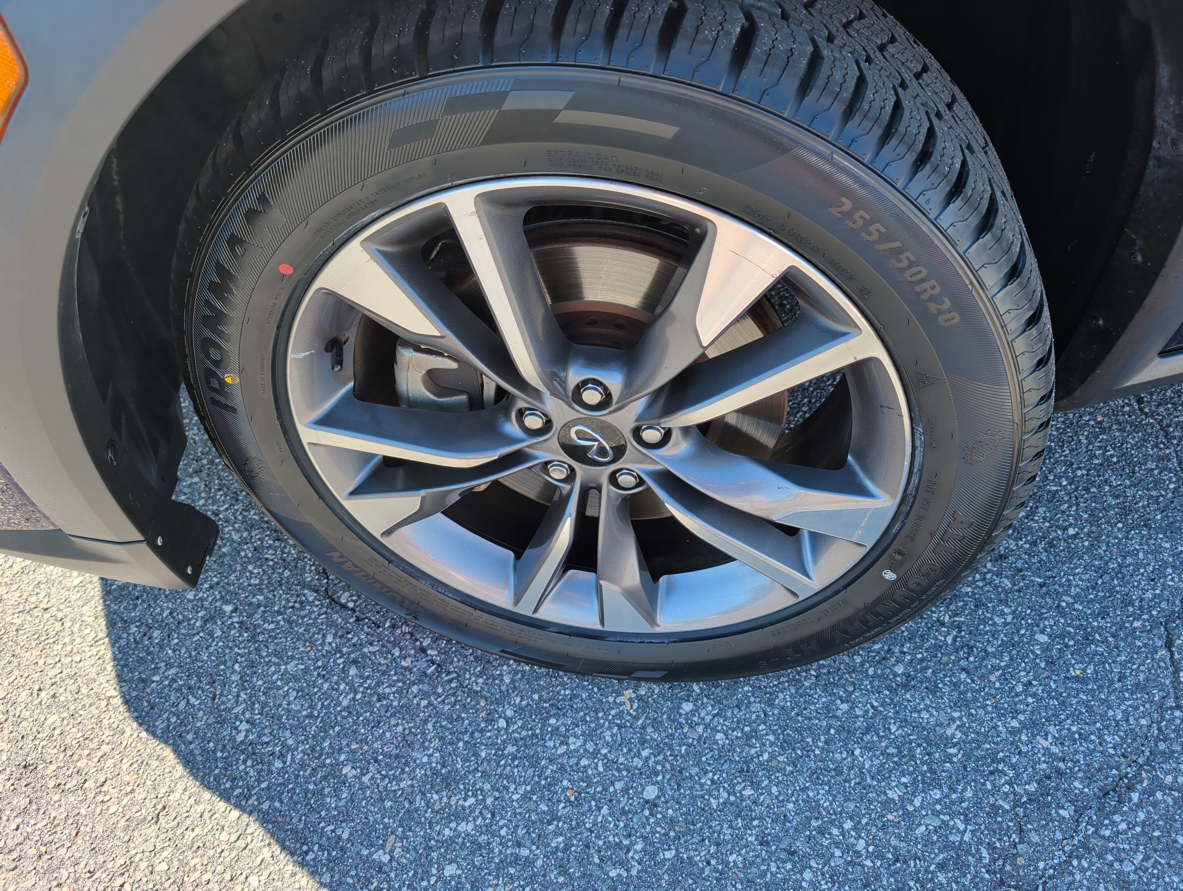 Used 2024 INFINITI QX60 Luxe FWD image 7
